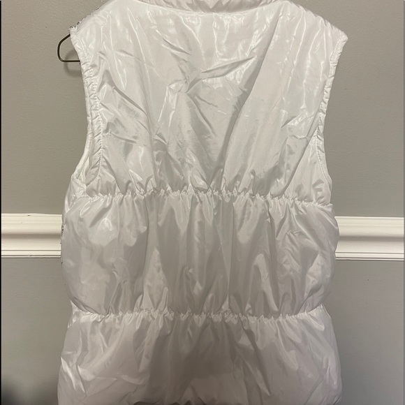 🎀🎀Girls 7/8 Self Esteem White Sequin Vest EUC - Picture 3 of 3